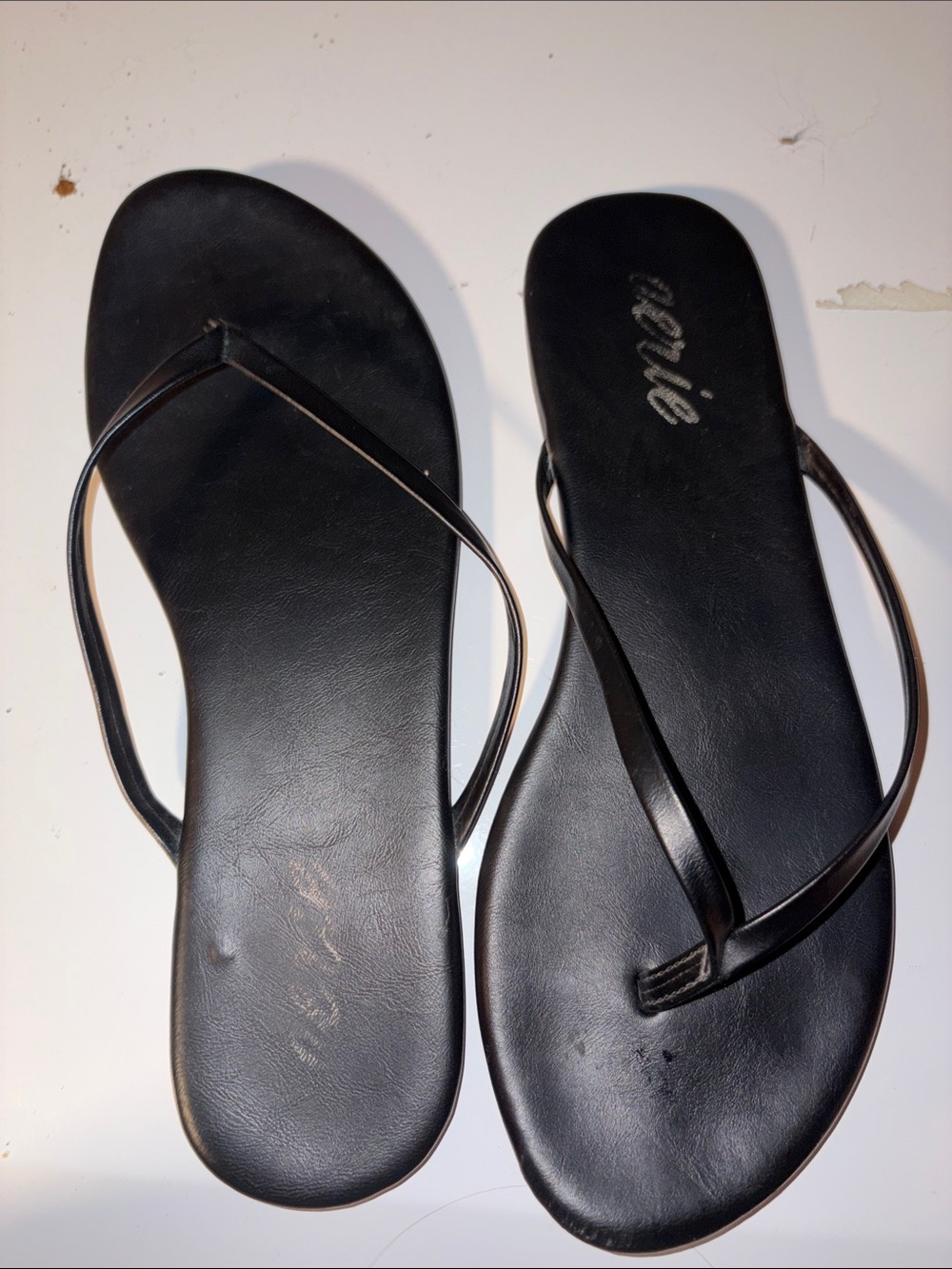 Faux leather black aerie flip flops